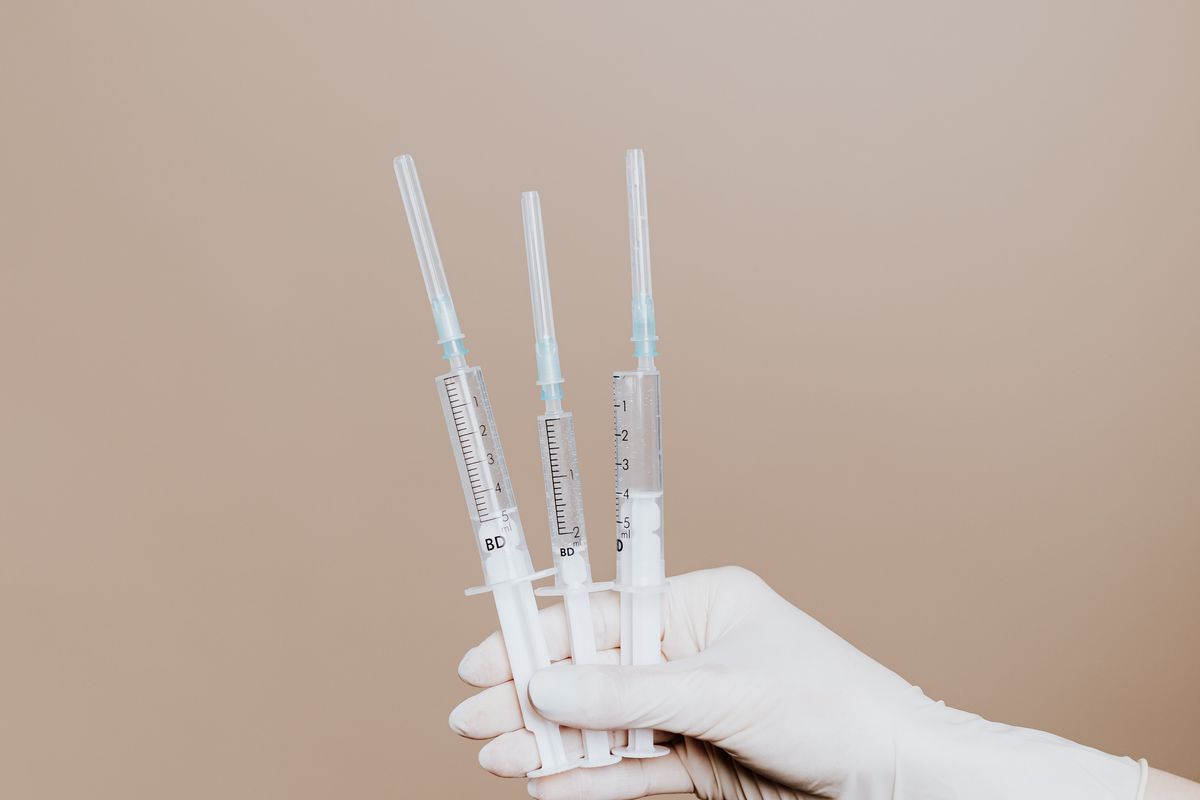 Mikroskleroterapia e venave retikulare — Klinika Ime
